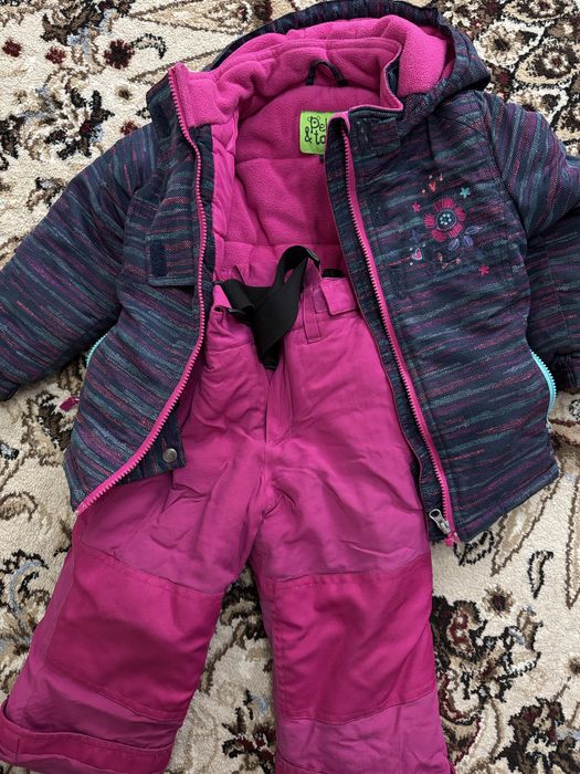 Зимний комбинезон для девочки