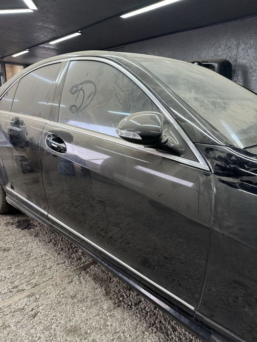 Капот двери на мерседес 221