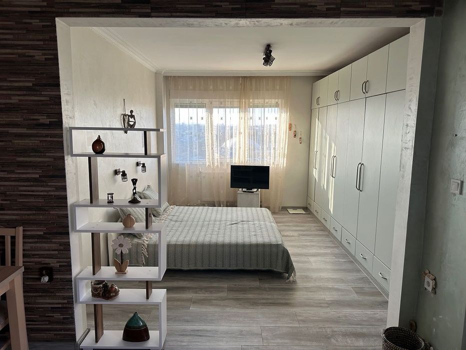 Дава се под наем Тристаен апартамент в София, Гео Милев - 90 кв.м за 663 € - Снимка #3