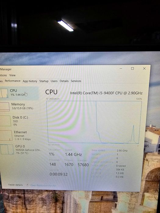 Sistem gaming light, I5 9400, 16gb , Gtx 1070 MSI, ssd, etc !
