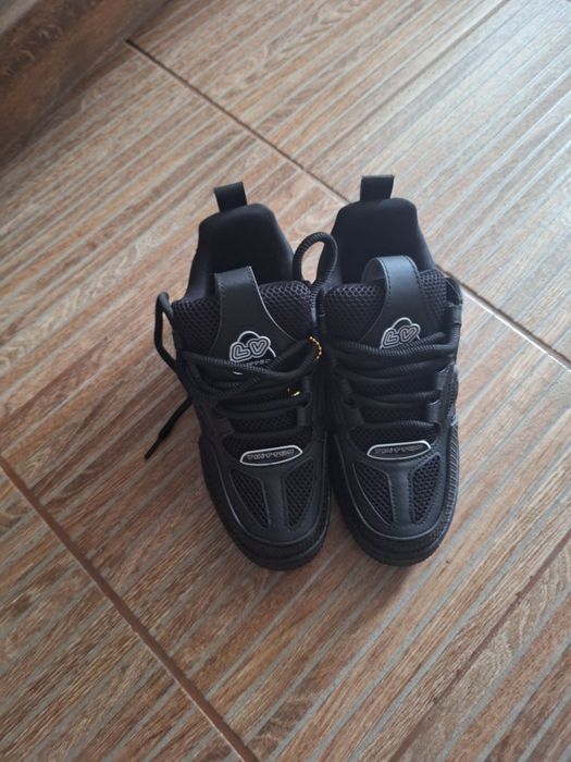 Adidași negri marimea40