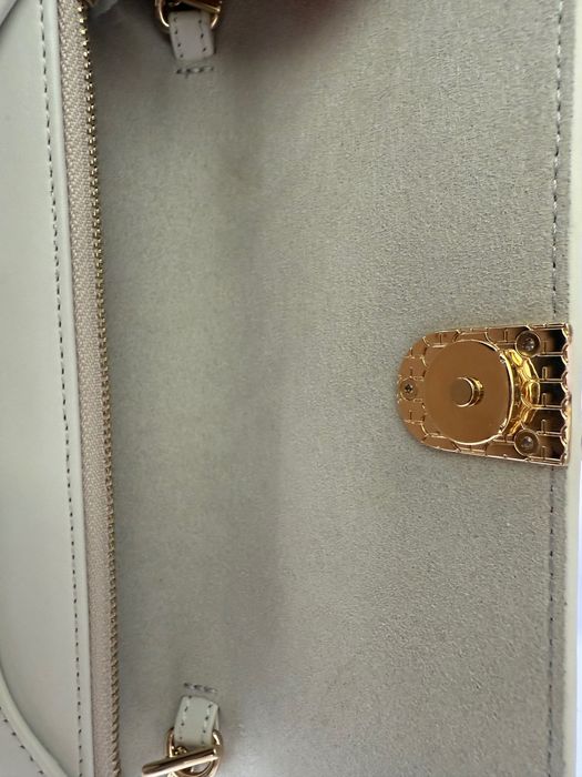 Нова чанта Furla