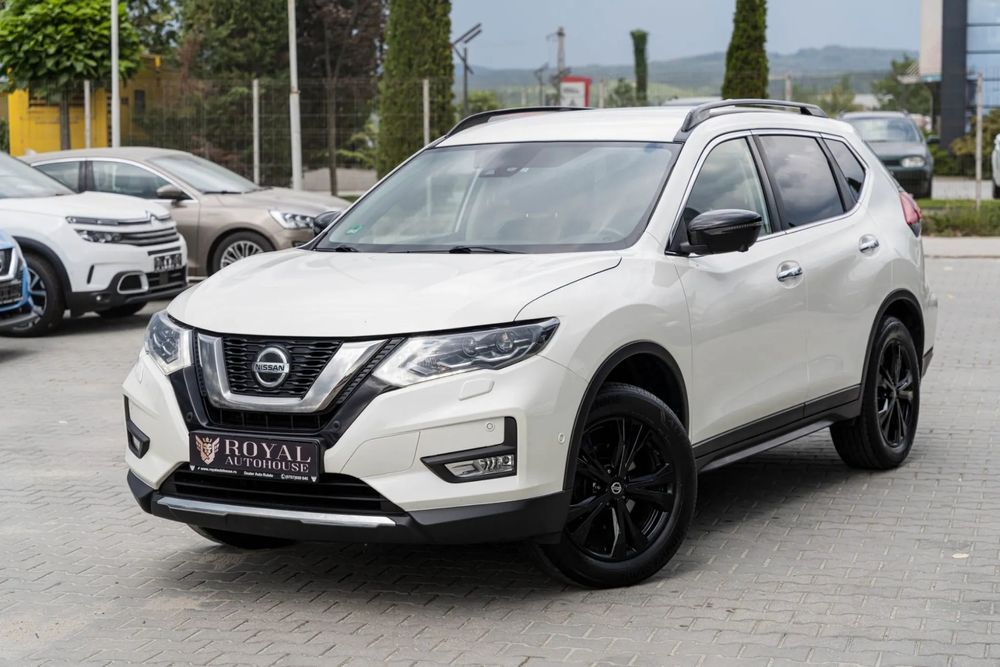 Nissan X-Trail GARANTIE 12 LUNI, Facelift, Tekna, Distronic, keyless, asistente