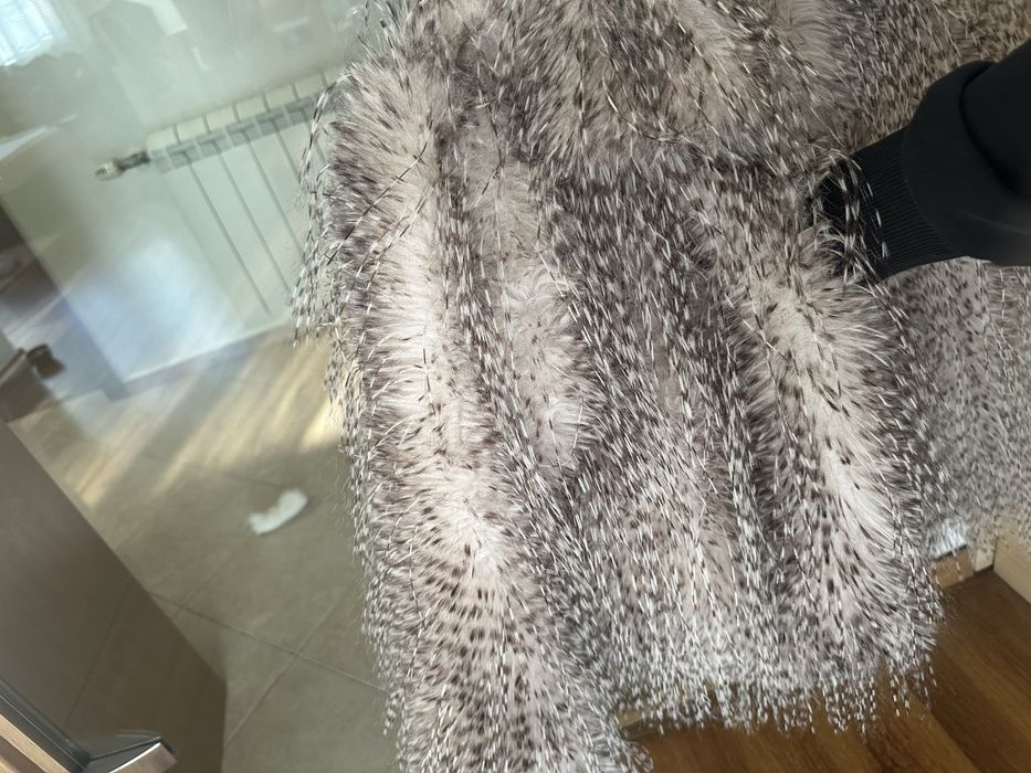 Яке / палто с дълъг еко косъм