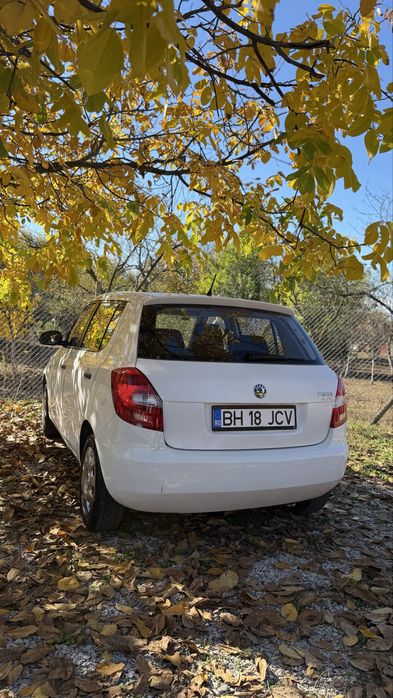 SKODA Fabia 2010 — imagine 3
