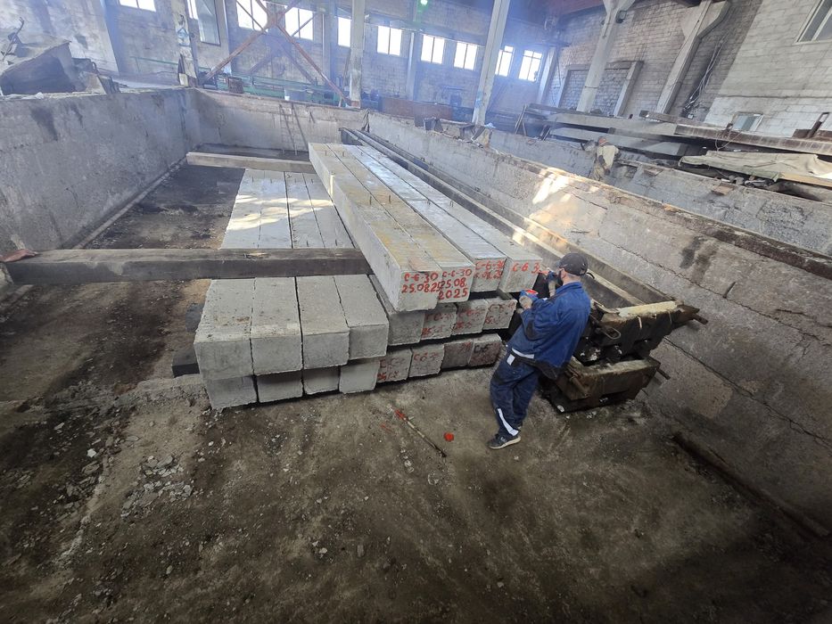 Железобетонные сваи