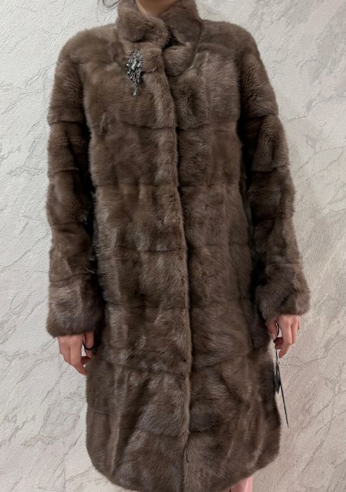 Продам норковую шубу