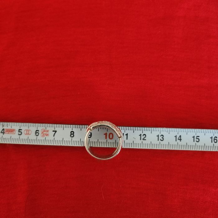 Дамски сребърен пръстен