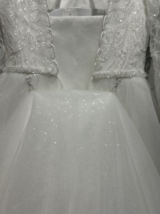 Срочно! Продам свадебное платье 42-44раз.