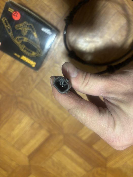 Датчик abs передний лада ларгус
