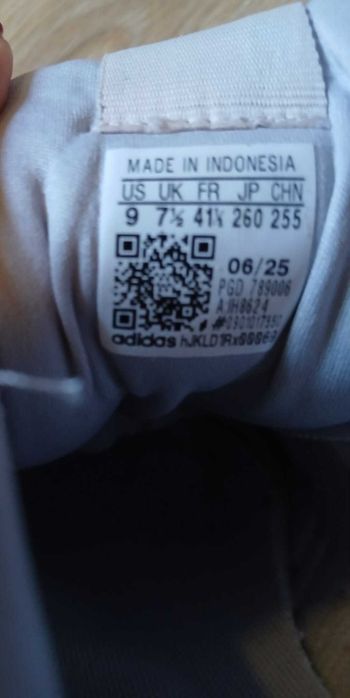 Оригинални сникърси adidas Run 84 (Размер 41 ⅓) – Сиви