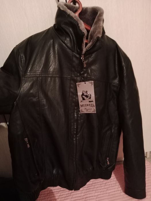 Кожный куртка 56
