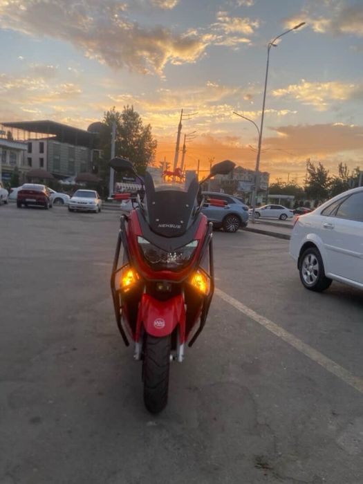 N max Skuter benzin 150