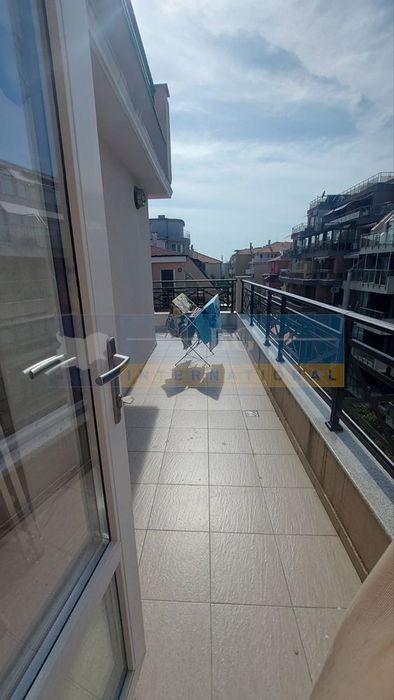 Продава се Тристаен апартамент в Поморие - 96 кв.м за 967 €/кв.м - Снимка #6