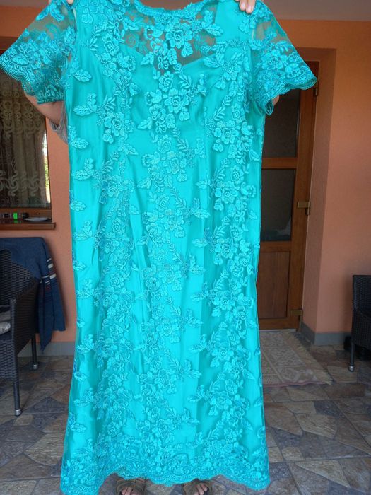 Rochie de ocazie  din dantela marimea 52.