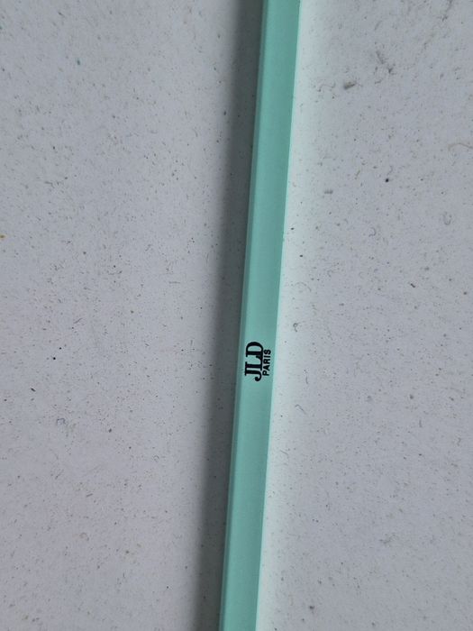 Уред за почистване на черни точки