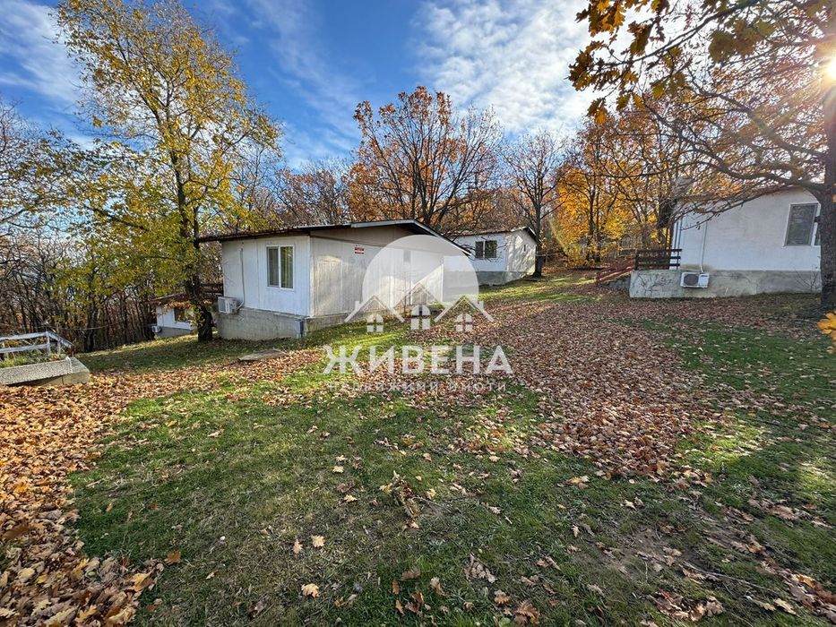 Инвестиционен имот, бунгала, с.Шкорпиловци, РЗП: 455 кв.м