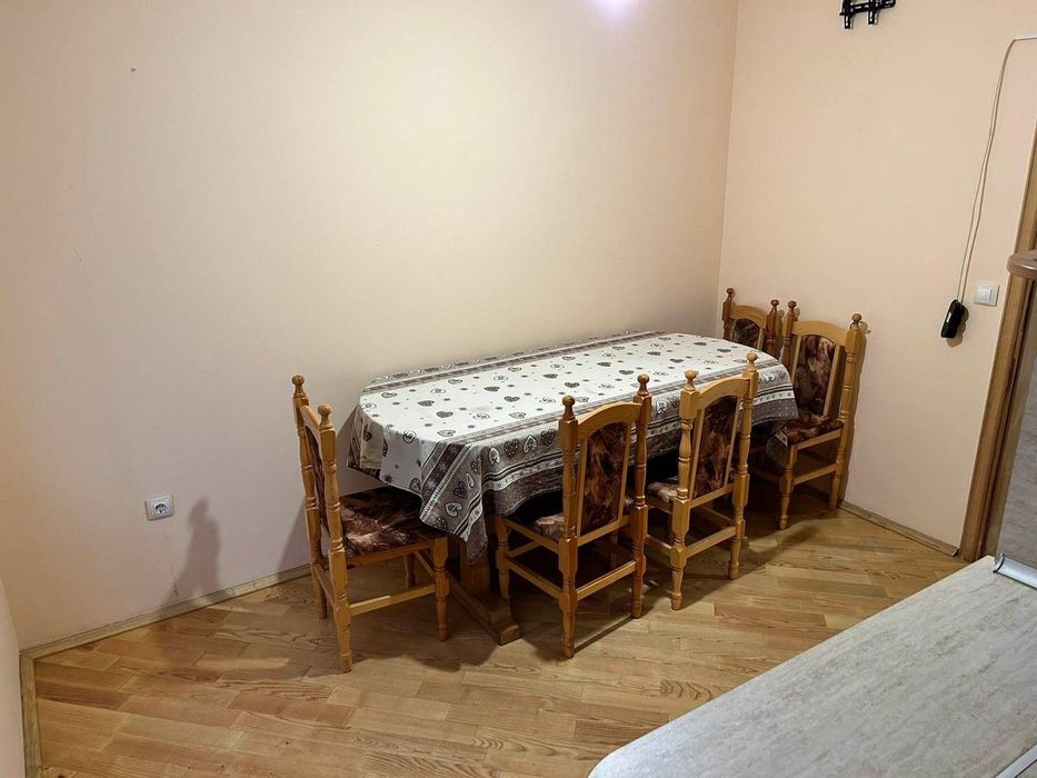 Дава се под наем Тристаен апартамент в Варна, Кайсиева градина - 100 кв.м за 448.8 € - Снимка #2