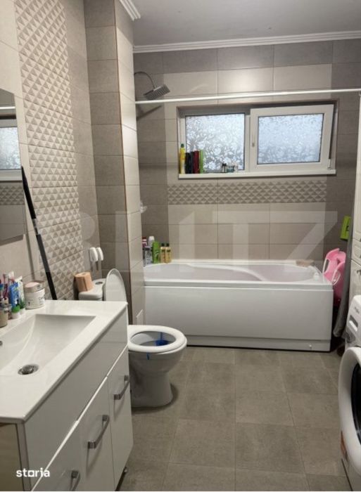 De vânzare: Apartament cu 2 camere, cu Terasă deasupra – Zonă stadion