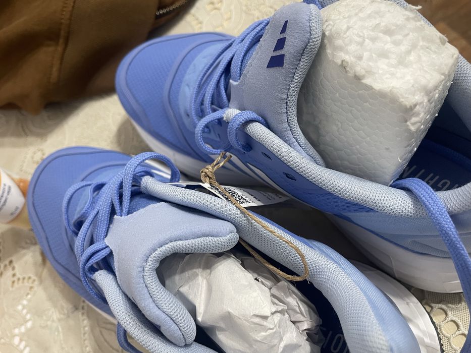 Мужские очень стильные кроссовки