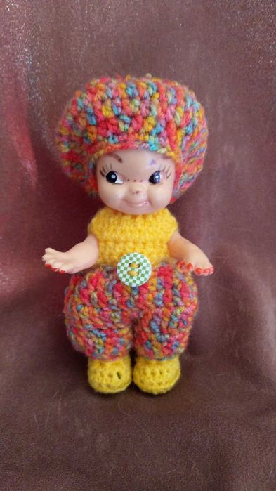 Ръчно плетени дрешки за деца и кукли