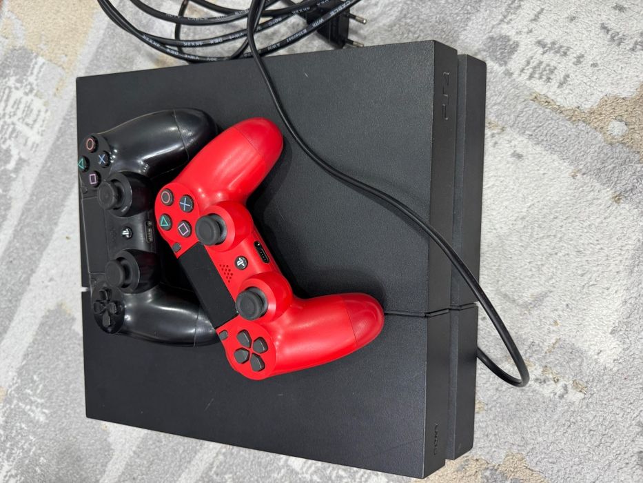 Продам Плейстейшн 4