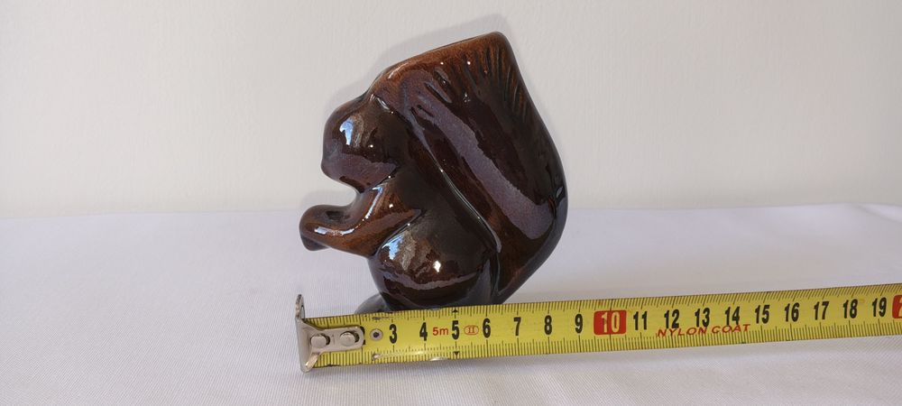 Продам винтаж керамическая фигурка "Белка"