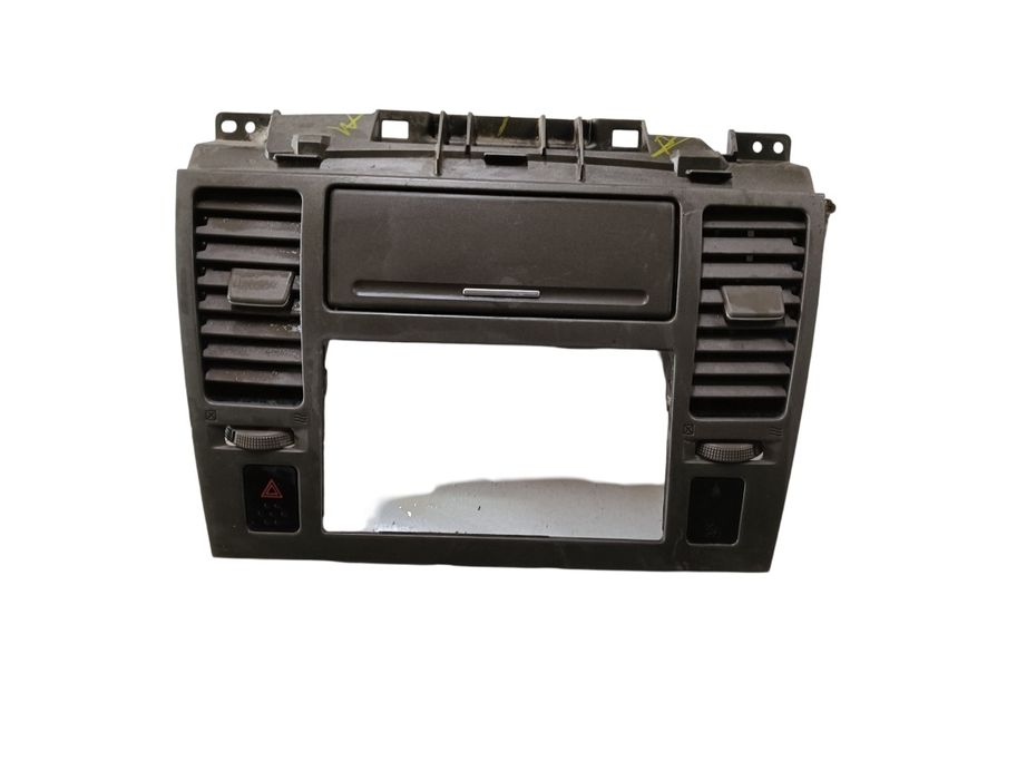 Ornament Consola Centrala/Buton Avarie Nissan Tiida Hatchback C11 2006