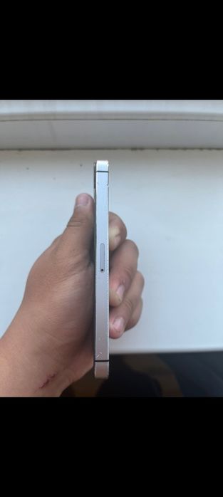 Айфон 5s продаеться