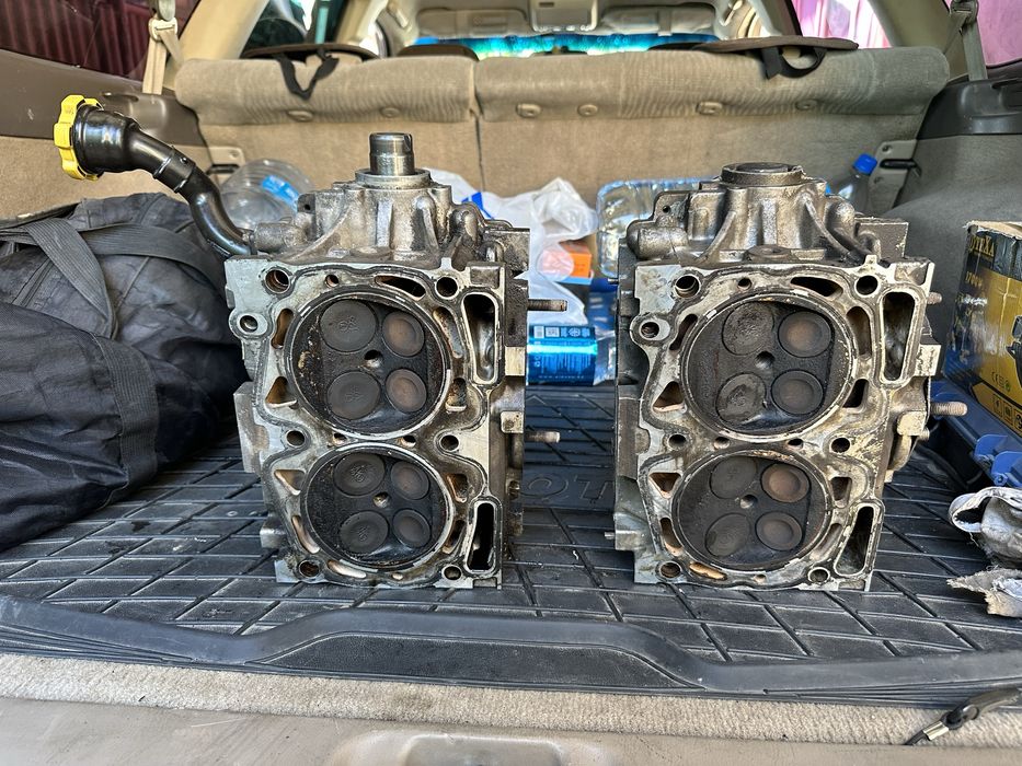 Головы Subaru Outback EJ25 2,5 объем.