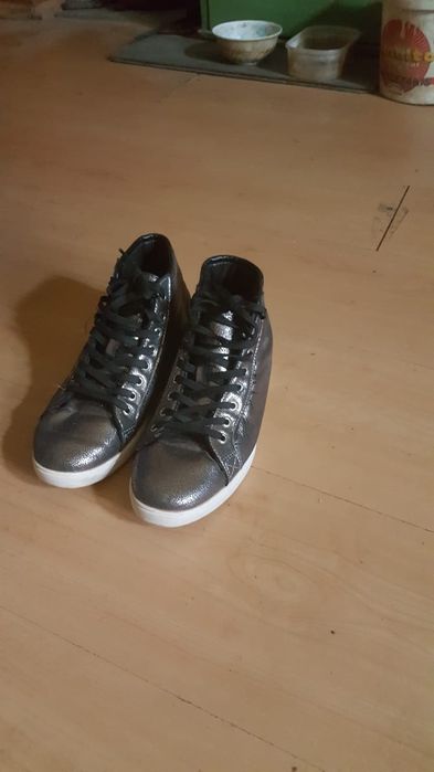 Guess sneakers dama nr 38