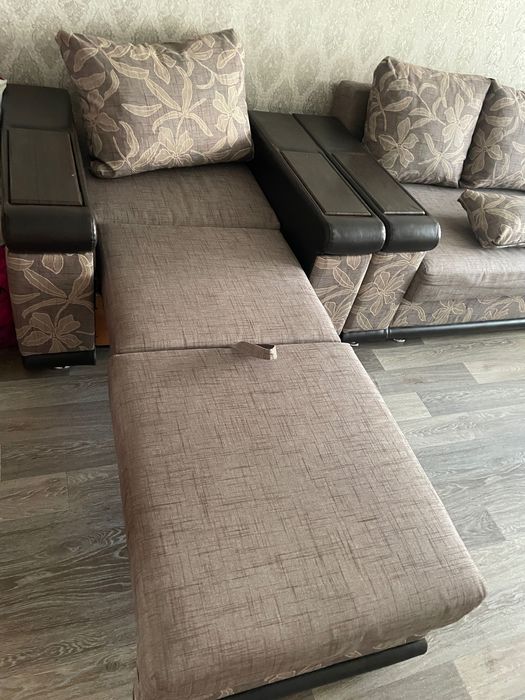 Продам диван и кресло