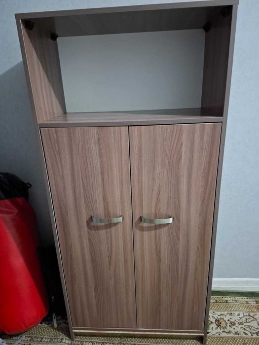 Срочно продается шкаф