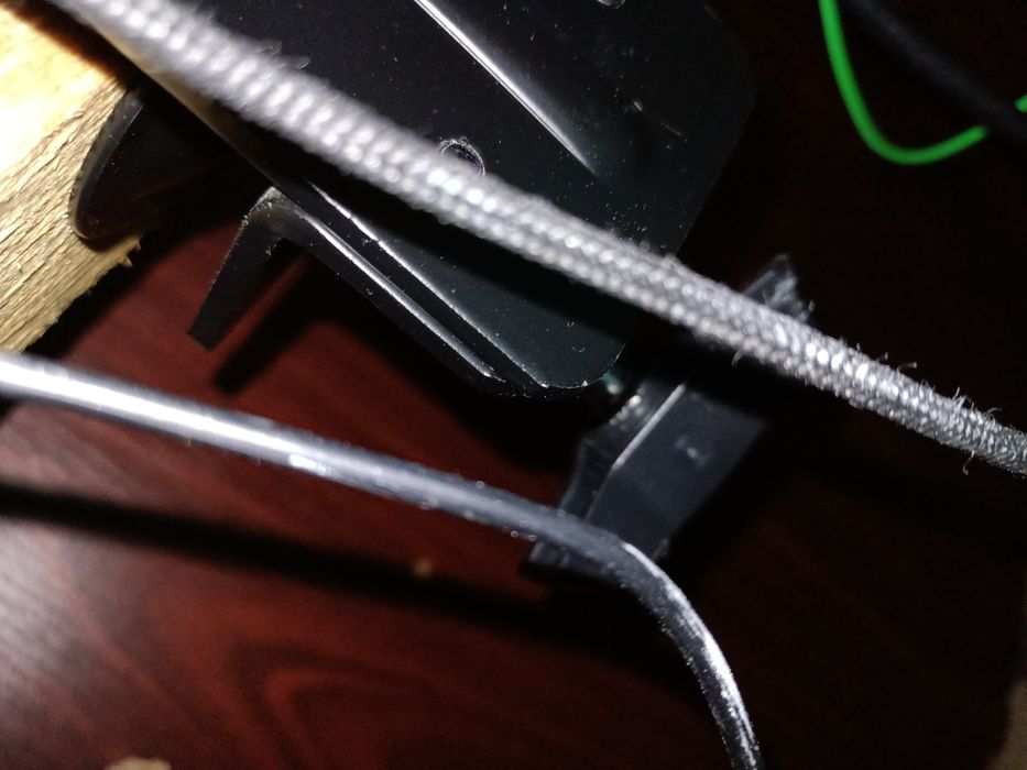 Vând braț monitor nou fără cutie originala