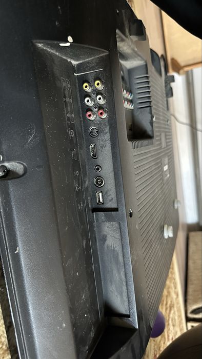 Телевизор Hisense LCD32W61N