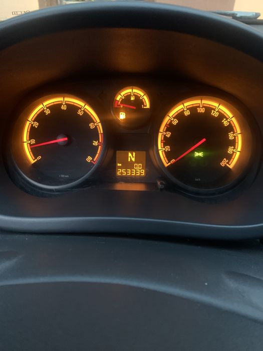 Opel corsa automata Pret Fix 10000 ron