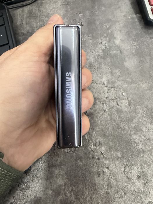 Samsung  Z flip 5 5G  8/256