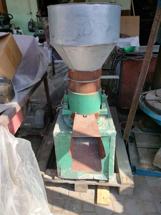 Продам гранулятор Китай 11 квт