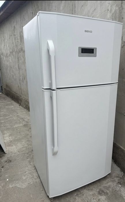 Продам холодильник
