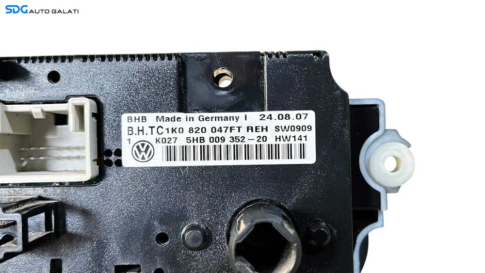 Panou Modul Unitate Comanda AC Aer Conditionat Clima Climatic Volkswagen Golf 5 Plus 2004 - 2008 Cod 1K0820047FT 5HB009352 [LC0583]