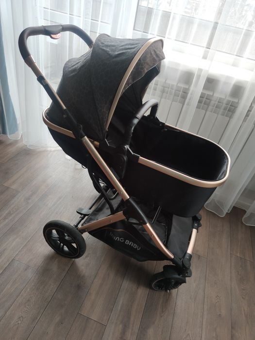 Детская коляска.