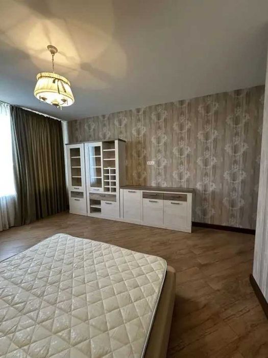 Дава се под наем Двустаен апартамент в София, Център - 55 кв.м за 397.8 € - Снимка #1