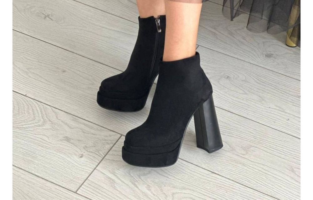 Женские сапоги в отличном состоянии