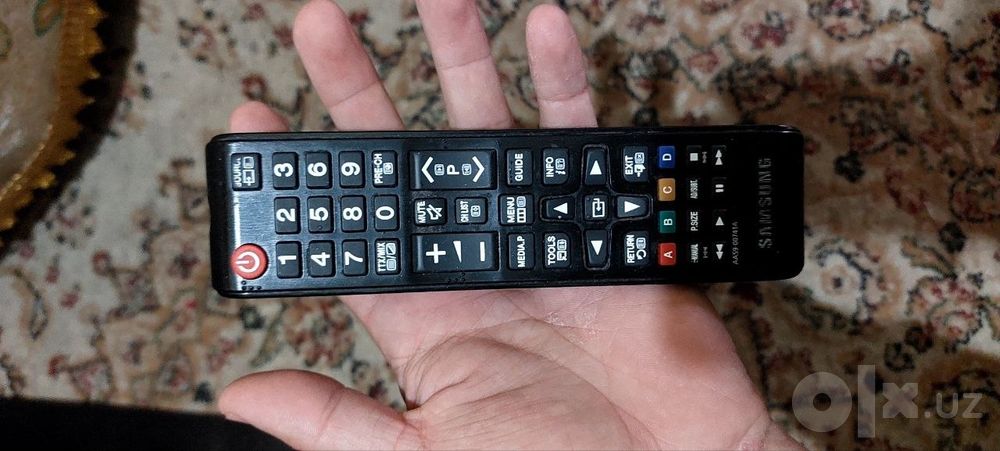 Телевизор Samsung 40 Led срочно продам