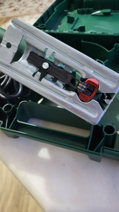 Vând fierăstrău pendular Bosch- PST 700 E