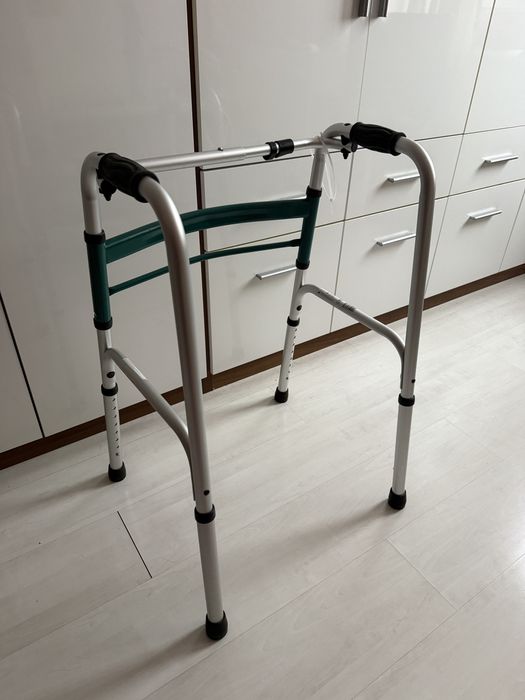 Чисто нова проходилка