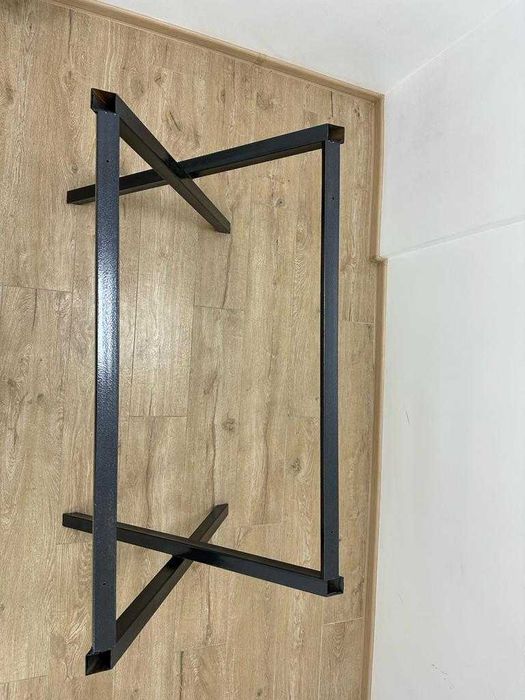 Продам подстолье в стиле лофт