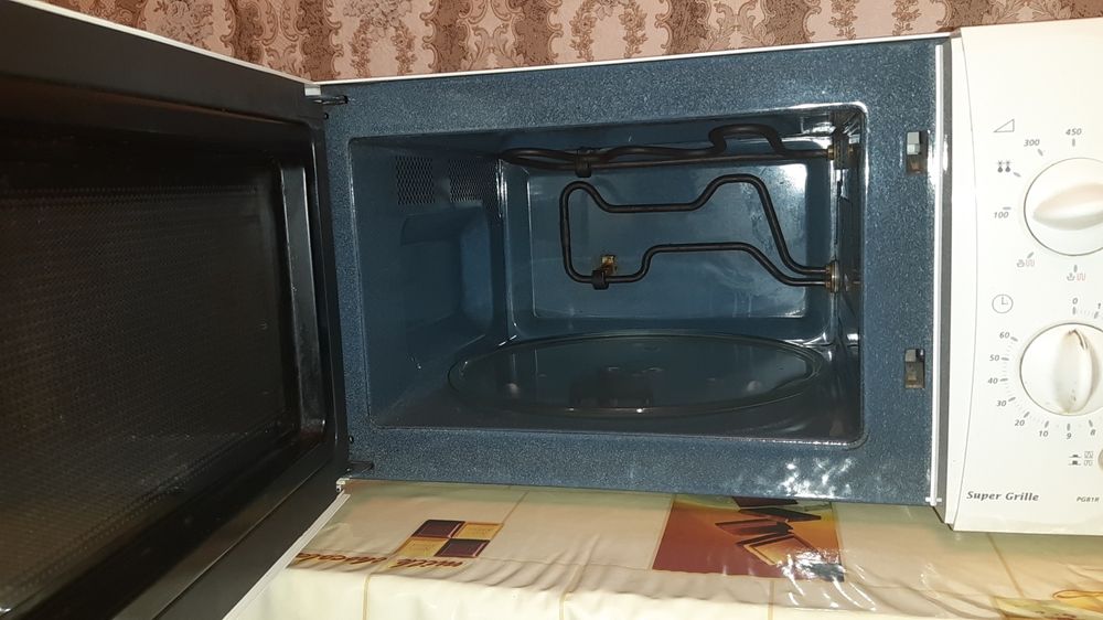 Микроволновка SAMSUNG