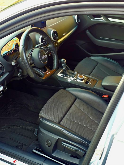 Audi A3 2019 3x SLINE 2.0tdi Automata S-Tronic / Full / Variante Auro