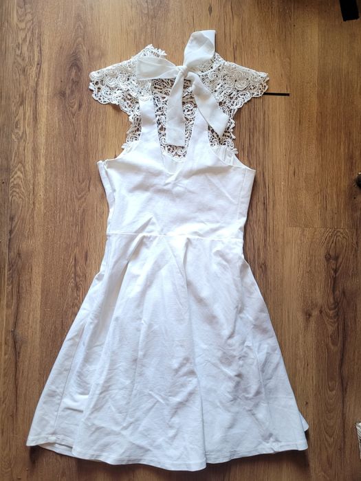 Бяла рокля,размер С М